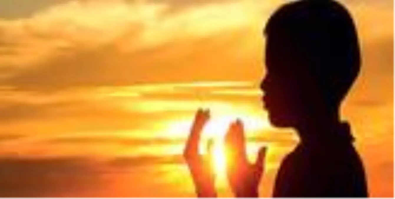 Yemek Duası (Sofra Duası) okunuşu ve yazılışı nedir? Yemek duası nasıl okunur? Yemek duası Arapça ve Türkçe meali