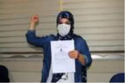 Son dakika! 2 çocuk annesi Zerga, önce okuma yazma öğrendi sonra üniversite kazandı Son dakika! 2 çocuk annesi Zerga, önce okuma yazma öğrendi sonra üniversite kazandı