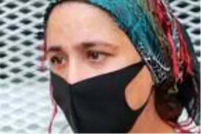 Alacaklısının çocuklarını kaçırıp pencereye kelepçeledi! Yetmedi, yolladığı fotoğraflarla babayı tehdit etti Alacaklısının çocuklarını kaçırıp pencereye kelepçeledi! Yetmedi, yolladığı fotoğraflarla babayı tehdit etti