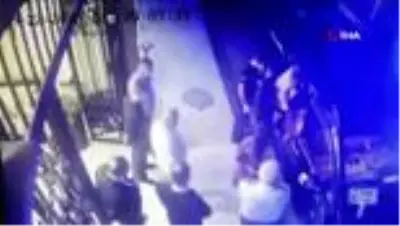 Amerikalı gazetecinin aracın içindeki ölümüyle ilgili yeni görüntüler ortaya çıktı Amerikalı gazetecinin aracın içindeki ölümüyle ilgili yeni görüntüler ortaya çıktı