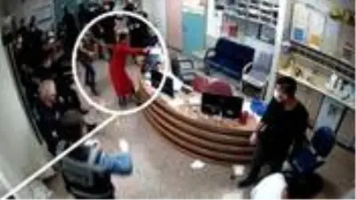 Ankara'daki sağlık çalışanlarına saldırı girişiminin fotoğraf kareleri ortaya çıktı Ankara'daki sağlık çalışanlarına saldırı girişiminin fotoğraf kareleri ortaya çıktı