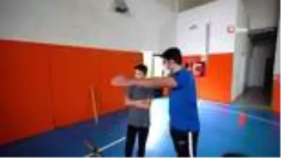 Başakşehir'de spor eğitimine destek Başakşehir'de spor eğitimine destek