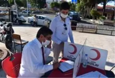 Başkan İnal'dan kan bağışı Başkan İnal'dan kan bağışı