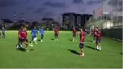 Çağdaş Atan: 'UEFA Avrupa Ligi maçında seyircimize heyecanı yaşatmak istiyoruz' Çağdaş Atan: 'UEFA Avrupa Ligi maçında seyircimize heyecanı yaşatmak istiyoruz'