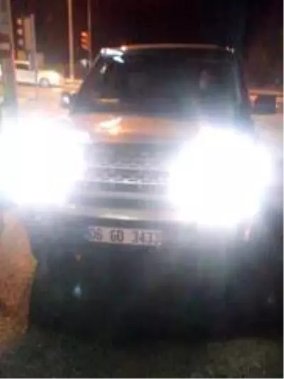 Çeşme'den çaldığı lüks araç ile Salihli'de yakalandı Çeşme'den çaldığı lüks araç ile Salihli'de yakalandı