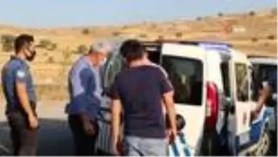 Emekli vatandaşın ev parasını çalan hırsızlar, Sivas'ta yakalandı Emekli vatandaşın ev parasını çalan hırsızlar, Sivas'ta yakalandı