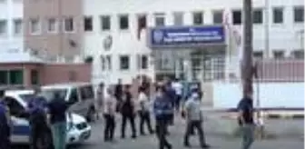İskenderun: Son dakika haber... Hatay'da arananlara yönelik operasyonda bir kişi yakalandı İskenderun: Son dakika haber... Hatay'da arananlara yönelik operasyonda bir kişi yakalandı