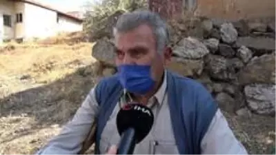 Hırsızlar bunu da yaptı! Yaşlı adamın 80 bin lirasını çalıp evi ateşe verdiler Hırsızlar bunu da yaptı! Yaşlı adamın 80 bin lirasını çalıp evi ateşe verdiler