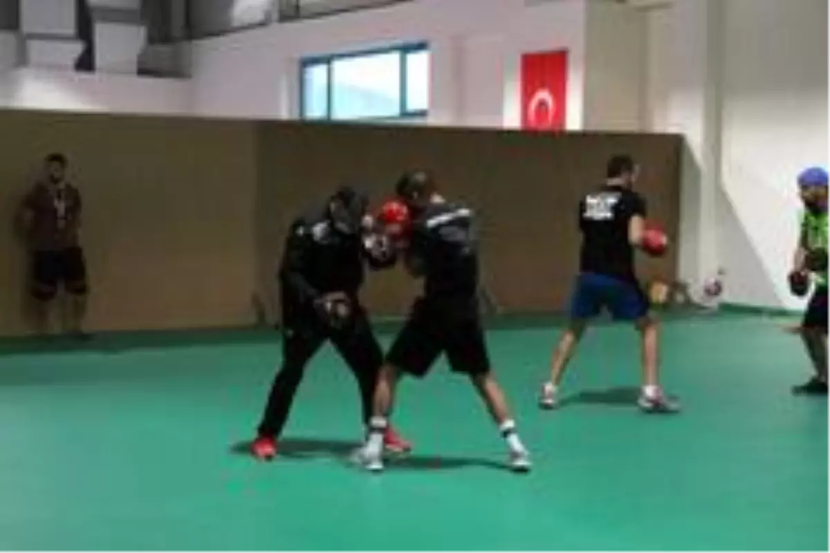 İngiliz Boks Milli Takımı Çankırı kampını tamamladı