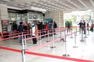 Kamu kurumlarına girişlerde HES kodu uygulaması bugün resmen başladı Kamu kurumlarına girişlerde HES kodu uygulaması bugün resmen başladı