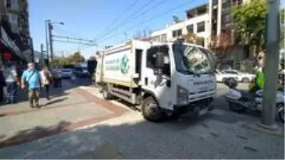 Bu da karton toplama kavgası! Başında cam şişe kırdılar, ortalık birbirine girdi Bu da karton toplama kavgası! Başında cam şişe kırdılar, ortalık birbirine girdi