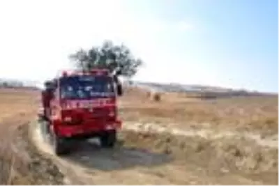 Son dakika haber: Malkara'da çıkan anız yangınında 700 dönüm arazi zarar gördü