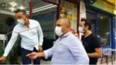 Polisin ceza yazıp maske verdiği kişi, 5 dakika sonra yine maskesiz yakalandı Polisin ceza yazıp maske verdiği kişi, 5 dakika sonra yine maskesiz yakalandı