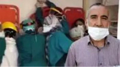 Ölen gencin babası, sağlıkçılara saldırı hakkında konuştu: Doktorların hepsinden özür diledim Ölen gencin babası, sağlıkçılara saldırı hakkında konuştu: Doktorların hepsinden özür diledim
