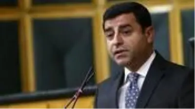 Selahattin Demirtaş'a Ankara Başsavcısı Kocaman'ı hedef gösterdiği iddiasıyla dava açıldı Selahattin Demirtaş'a Ankara Başsavcısı Kocaman'ı hedef gösterdiği iddiasıyla dava açıldı
