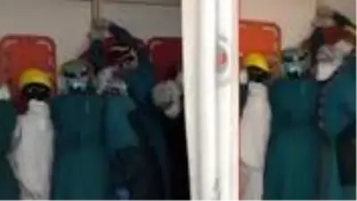 Son Dakika! Ankara'da sağlık çalışanlarına yönelik saldırı girişimine ilişkin soruşturmada 1'i çocuk 5 şüpheli gözaltına alındı Son Dakika! Ankara'da sağlık çalışanlarına yönelik saldırı girişimine ilişkin soruşturmada 1'i çocuk 5 şüpheli gözaltına alındı