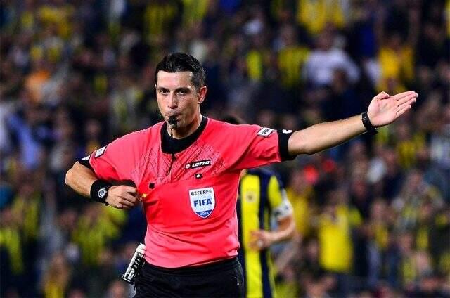 Son Dakika: Galatasaray - Fenerbahçe derbisini Ali Palabıyık yönetecek Son Dakika: Galatasaray - Fenerbahçe derbisini Ali Palabıyık yönetecek