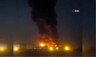 Tahran'da gıda fabrikasında korkutan yangın Tahran'da gıda fabrikasında korkutan yangın