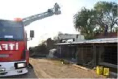 Yükselen dumanı merak etti, evinin yandığını öğrendi