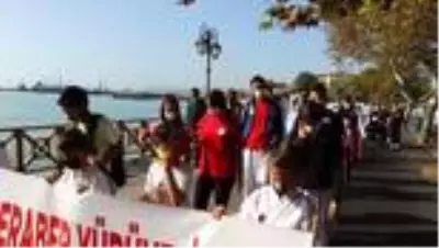 Tekirdağlı sporcular 'Avrupa Hareketlilik Haftası'nda kulaç atıp yelken açtılar Tekirdağlı sporcular 'Avrupa Hareketlilik Haftası'nda kulaç atıp yelken açtılar