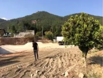 Toplum Sağlığı Merkezi ve eski hal alanında çevre düzenlemesi Toplum Sağlığı Merkezi ve eski hal alanında çevre düzenlemesi