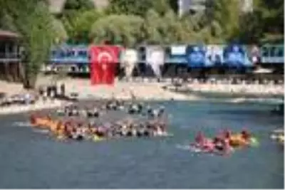 Tunceli'de, 'Avrupa Hareketlilik Haftası'nda rafting yarışması düzenlendi Tunceli'de, 'Avrupa Hareketlilik Haftası'nda rafting yarışması düzenlendi