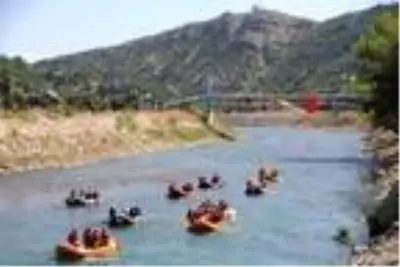 Tunceli'de, 'Avrupa Hareketlilik Haftası'nda rafting yarışması düzenlendi Tunceli'de, 'Avrupa Hareketlilik Haftası'nda rafting yarışması düzenlendi