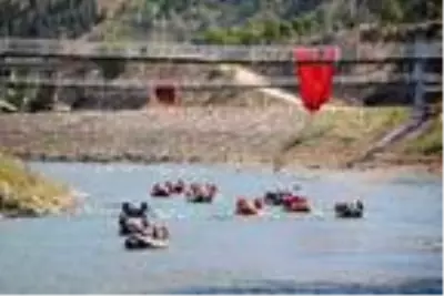 Tunceli'de, 'Avrupa Hareketlilik Haftası'nda rafting yarışması düzenlendi Tunceli'de, 'Avrupa Hareketlilik Haftası'nda rafting yarışması düzenlendi
