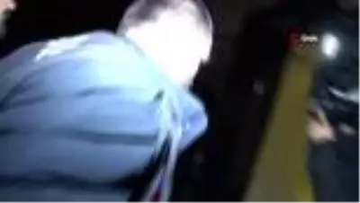 Ukrayna'da 2 Türk kızını vahşice öldüren zanlı, 2 kez ağırlaştırılmış müebbet hapse mahkum edildi Ukrayna'da 2 Türk kızını vahşice öldüren zanlı, 2 kez ağırlaştırılmış müebbet hapse mahkum edildi