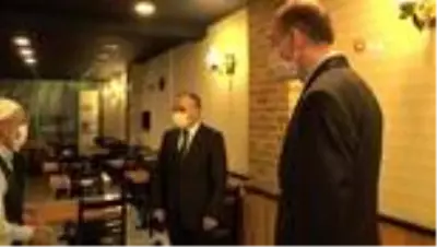 Ümraniye'de pazar ve iş yerlerinde korona denetimleri sürüyor Ümraniye'de pazar ve iş yerlerinde korona denetimleri sürüyor