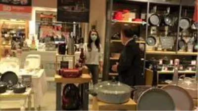 Ümraniye'de pazar ve iş yerlerinde korona denetimleri sürüyor Ümraniye'de pazar ve iş yerlerinde korona denetimleri sürüyor