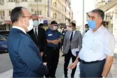 Vali, engelli şahsın tüm maskelerini satın aldı, ilgilenilmesi için talimat verdi