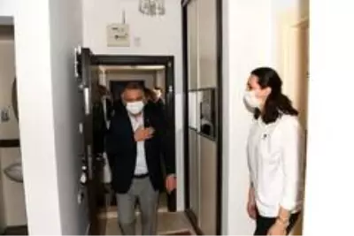 Vali Yazıcı: 'Asli görevimizin vatandaşlarımıza en iyi hizmeti vermek olduğunu unutmayalım' Vali Yazıcı: 'Asli görevimizin vatandaşlarımıza en iyi hizmeti vermek olduğunu unutmayalım'
