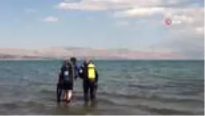 Son dakika haberleri | Van Gölü'nün derinliklerindeki kalıntılar gün yüzüne çıkartılıyor Son dakika haberleri | Van Gölü'nün derinliklerindeki kalıntılar gün yüzüne çıkartılıyor