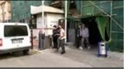 13 yıl 7 ay hapis cezasıyla aranan kişi, yedek lastik çalarken yakalandı 13 yıl 7 ay hapis cezasıyla aranan kişi, yedek lastik çalarken yakalandı
