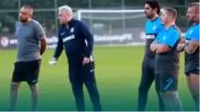 90+5'te yenen gol sonrası Sumudica oyuncularına patladı: 50 saniyede her şeyi mahvettiniz 90+5'te yenen gol sonrası Sumudica oyuncularına patladı: 50 saniyede her şeyi mahvettiniz