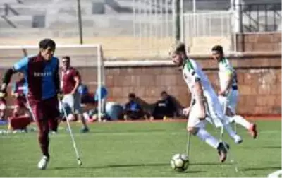 Son dakika haberleri: Ampute Futbol Türkiye Kupası müsabakaları devam ediyor Son dakika haberleri: Ampute Futbol Türkiye Kupası müsabakaları devam ediyor