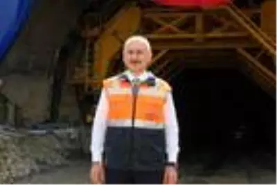 Son Dakika | Bakan Adil Karaismailoğlu Rize-Artvin Havalimanı inşaatında incelemelerde bulundu Son Dakika | Bakan Adil Karaismailoğlu Rize-Artvin Havalimanı inşaatında incelemelerde bulundu