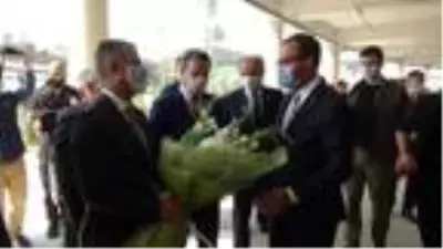 Bakan Kasapoğlu, Çotanak Spor Kompleksi'nde incelemelerde bulundu Bakan Kasapoğlu, Çotanak Spor Kompleksi'nde incelemelerde bulundu