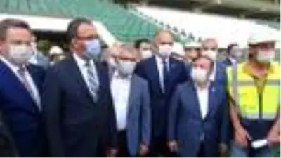 Bakan Kasapoğlu, Çotanak Spor Kompleksi'nde incelemelerde bulundu Bakan Kasapoğlu, Çotanak Spor Kompleksi'nde incelemelerde bulundu