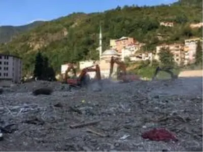 Bakan Kasapoğlu selden zarar gören Dereli ilçesini ziyaret etti Bakan Kasapoğlu selden zarar gören Dereli ilçesini ziyaret etti