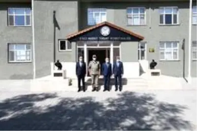 İçişleri Bakan Yardımcısı Tayyip Sabri Erdil'in Erciş ziyareti İçişleri Bakan Yardımcısı Tayyip Sabri Erdil'in Erciş ziyareti