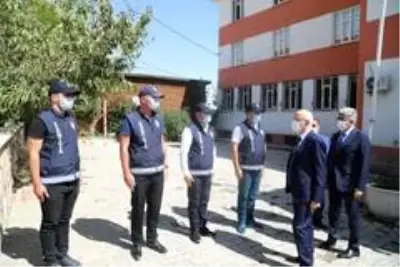 İçişleri Bakan Yardımcısı Tayyip Sabri Erdil'in Erciş ziyareti İçişleri Bakan Yardımcısı Tayyip Sabri Erdil'in Erciş ziyareti