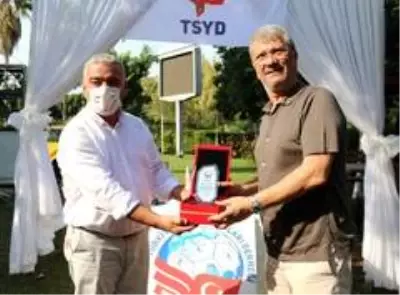 Bayram Akgül: 'Fatih hocanın lisansla ilgili problemi vardı, onu çözemedik' Bayram Akgül: 'Fatih hocanın lisansla ilgili problemi vardı, onu çözemedik'