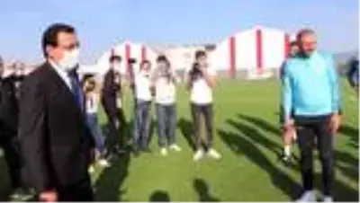 Bolu Valisi Ümit'ten Beypiliç Boluspor'a ziyaret - BOLU Bolu Valisi Ümit'ten Beypiliç Boluspor'a ziyaret - BOLU