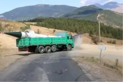 Caminin minaresi 500 kilometre mesafeden taşındı Caminin minaresi 500 kilometre mesafeden taşındı