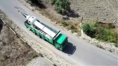 Caminin minaresi 500 kilometre mesafeden taşındı Caminin minaresi 500 kilometre mesafeden taşındı
