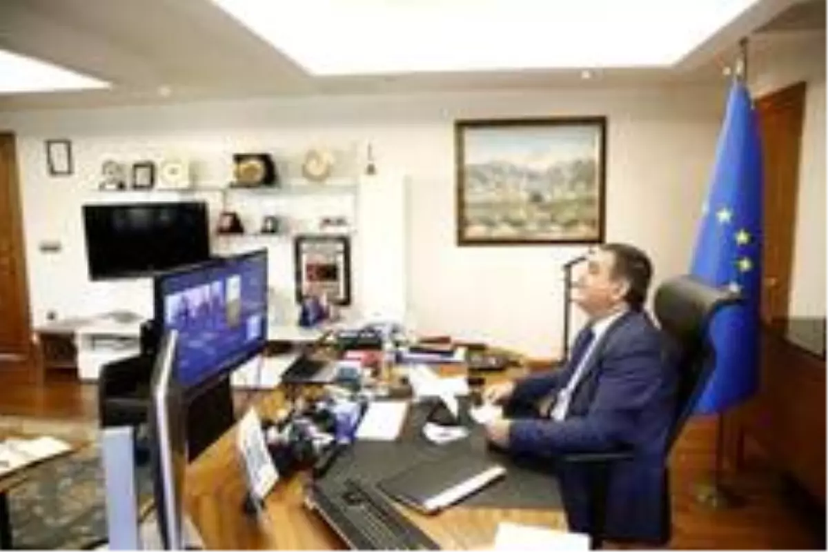 Dışişleri Bakan Yardımcısı Kaymakcı, Jean Monnet bursiyer adaylarıyla buluştu