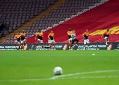 Galatasaray'da 7 değişiklik Galatasaray'da 7 değişiklik