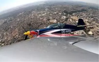 Gaziantep'ten Red Bull Sky Tour geçti Gaziantep'ten Red Bull Sky Tour geçti